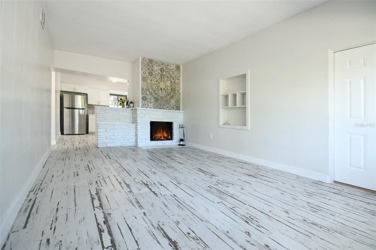 336 Bunker Pl - Photo 5 of 28