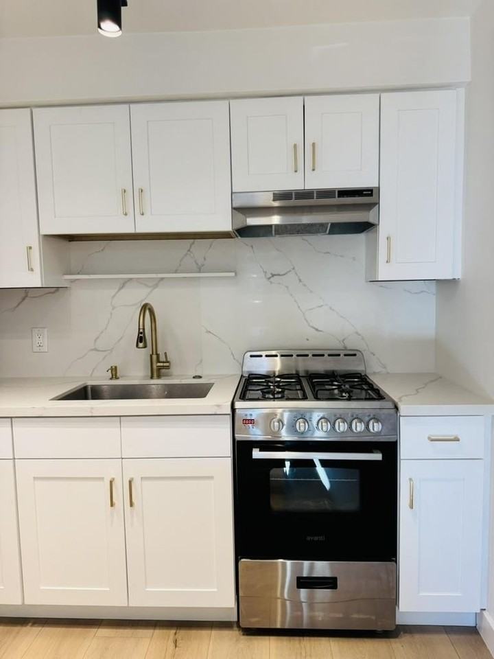1762 Fitzgerald Ave - Photo 4 of 13