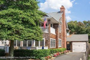 featured image of 413 Main Ave