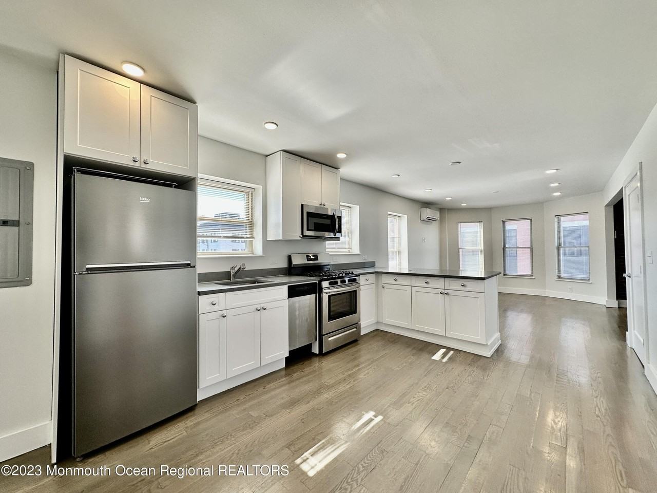 410 Bond St #2 - Photo 2 of 23
