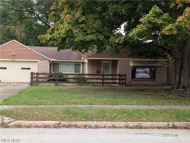 647 Longmere Dr - Photo 1 of 1