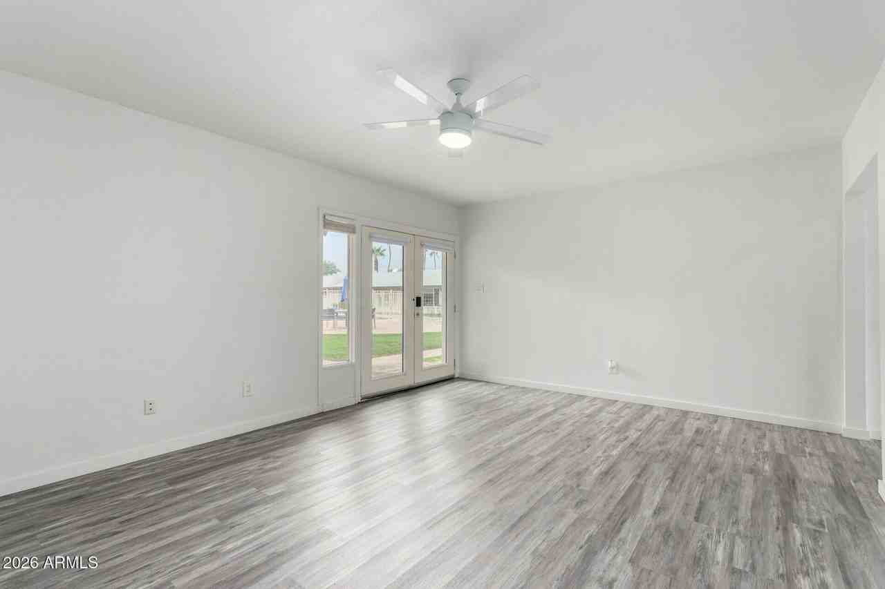 4325 North 26th Street - 8Unit 8 #8 - Photo 4 of 10