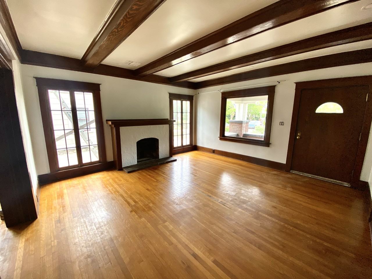 1132 Stratford Ave #1132 - Photo 7 of 24