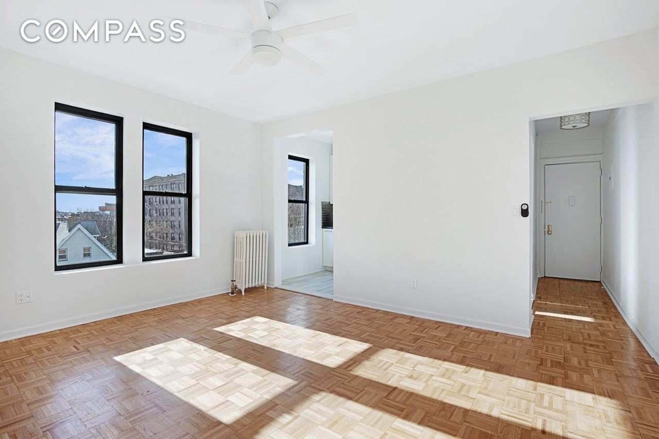 235 E 2nd St #B4 - Photo 2 of 5