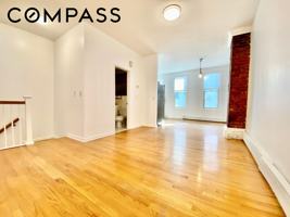featured image of 210 29th St #3
