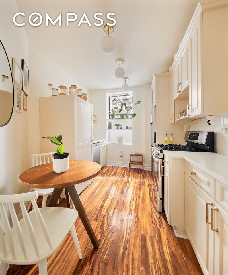 801 Riverside Dr #1D - Photo 6 of 9