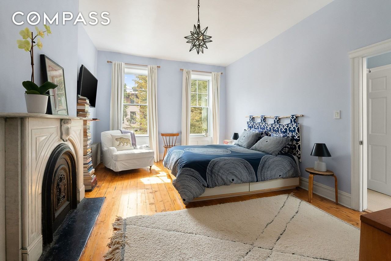 713 Greene Ave #2 - Photo 4 of 9