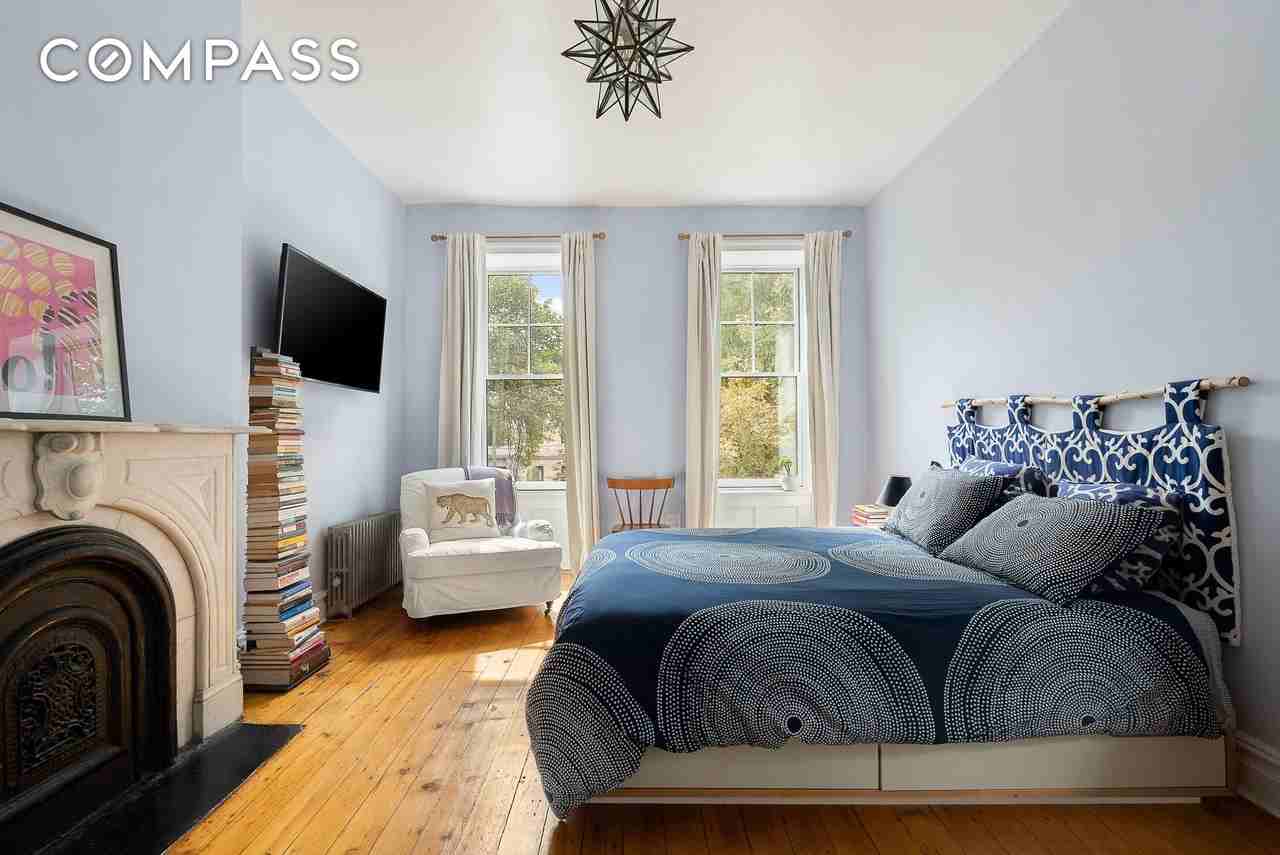 713 Greene Ave #2 - Photo 5 of 9