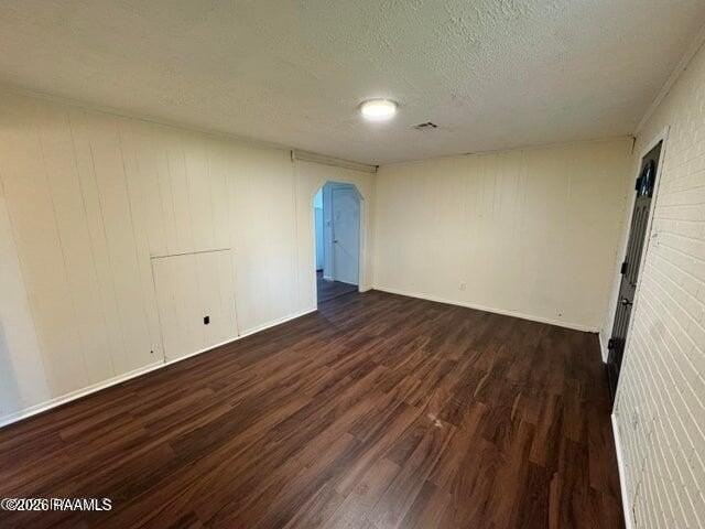 105 Chag St - Photo 5 of 14