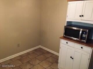 113 Trojan Pl - Photo 5 of 10