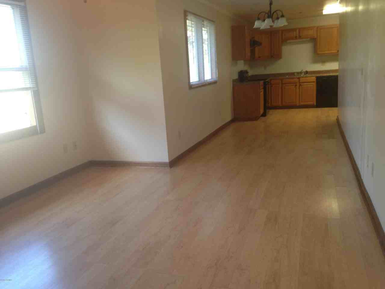 3105 W Willow St - Photo 2 of 19
