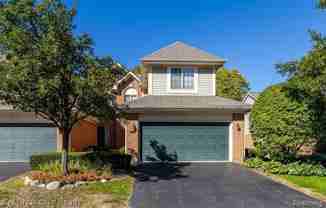 521 James Cir - Photo 1 of 1
