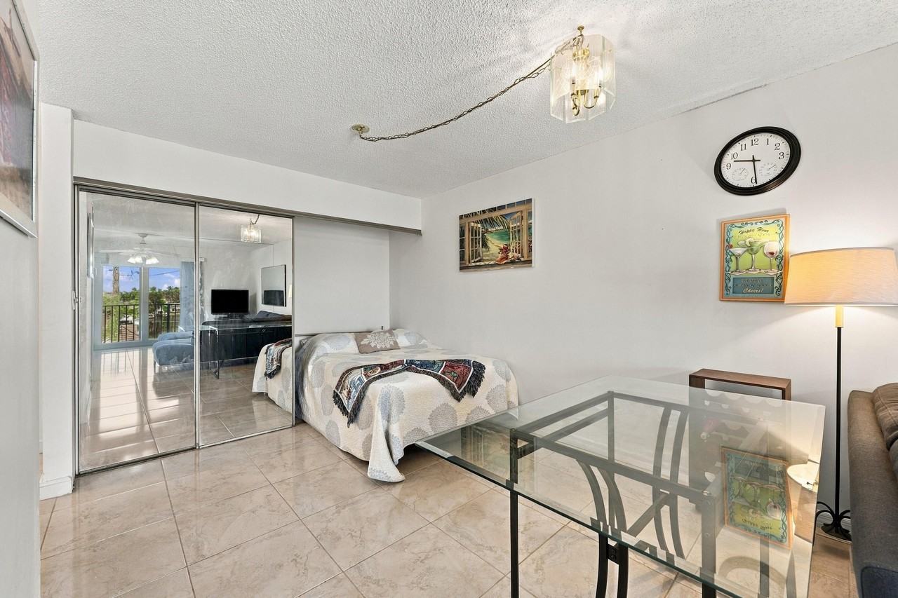 3909 N Ocean Blvd #410 - Photo 7 of 22