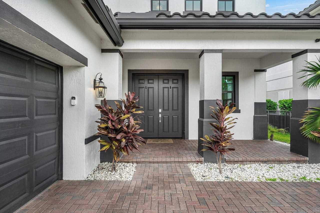 3138 Streng Ln - Photo 2 of 50