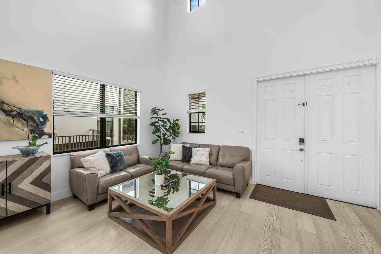 3138 Streng Ln - Photo 7 of 50