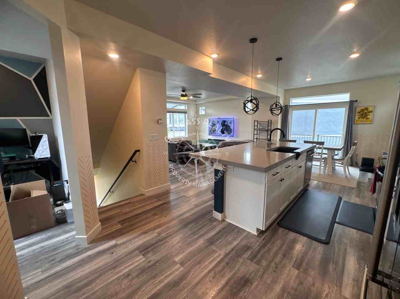 196 E Polaris Dr #1 - Photo 5 of 24