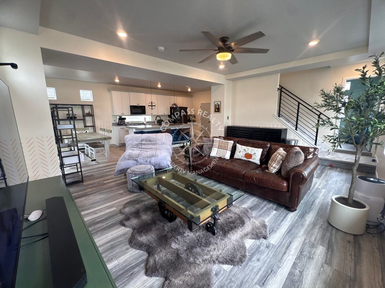 196 E Polaris Dr #1 - Photo 7 of 24