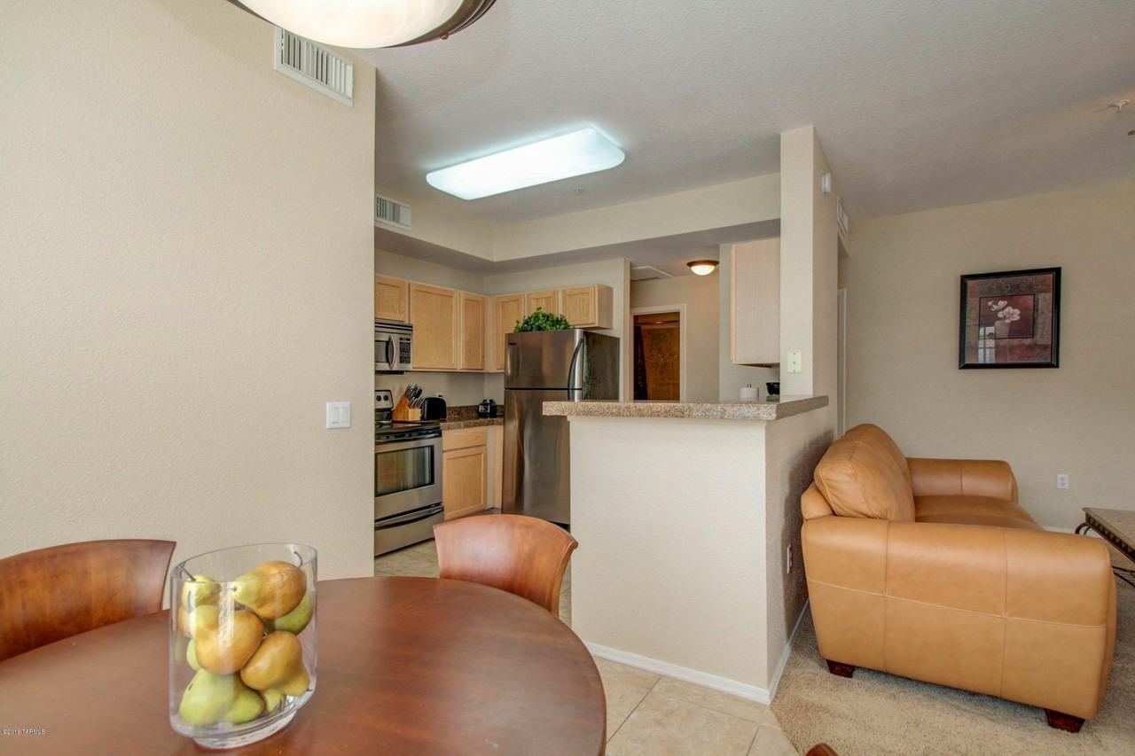 1500 E Pusch Wilderness Dr #10205 - Photo 4 of 18
