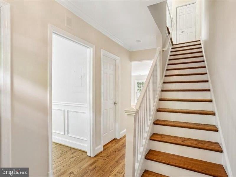 3217 Sutton Pl Nw #A - Photo 4 of 50