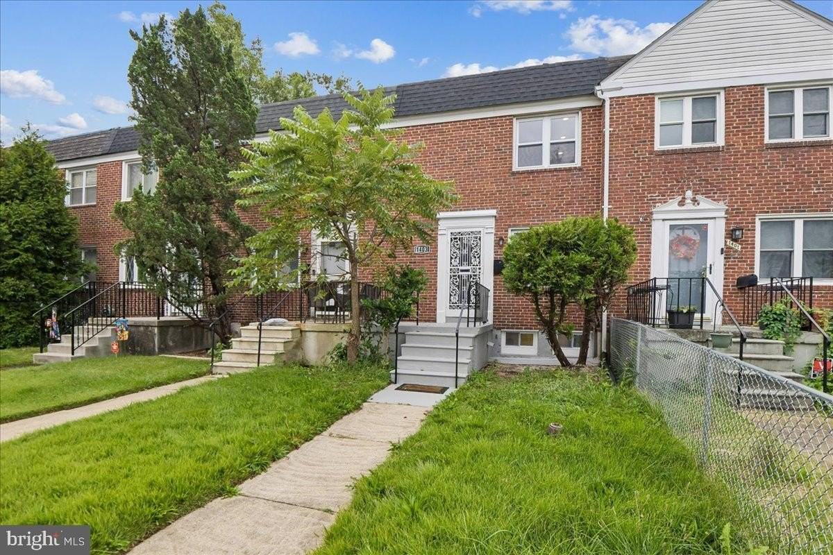 1403 Dartmouth Ave - Photo 2 of 36