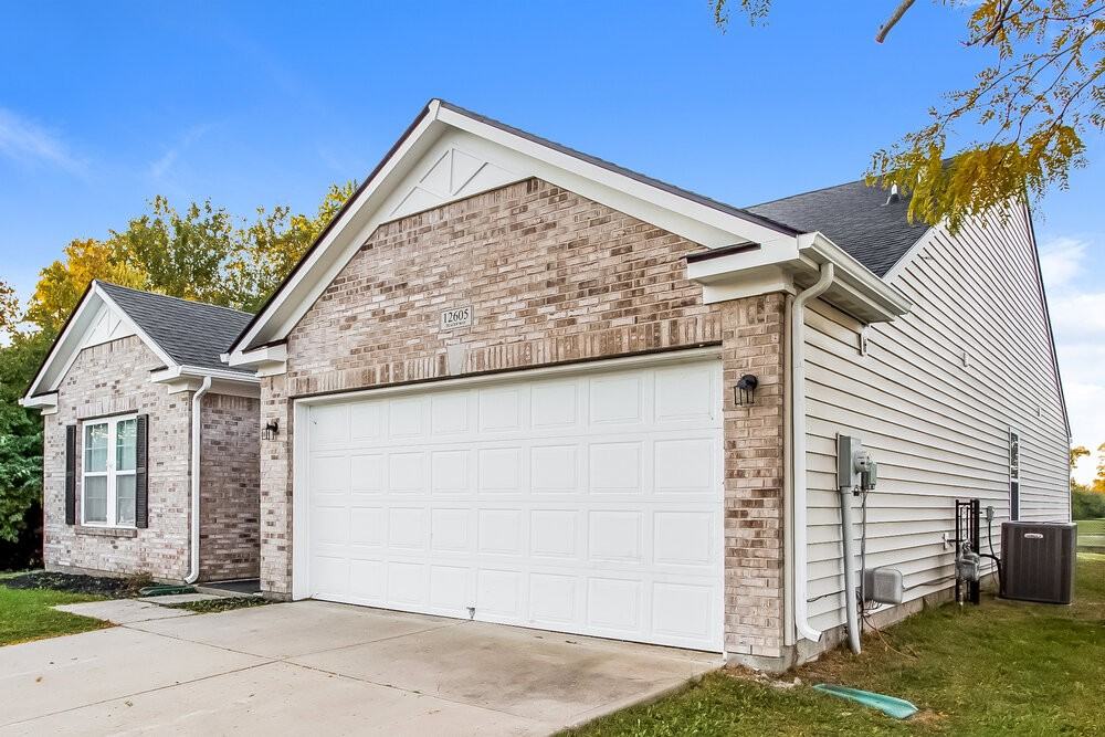 12605 Teacup Way - Photo 3 of 16