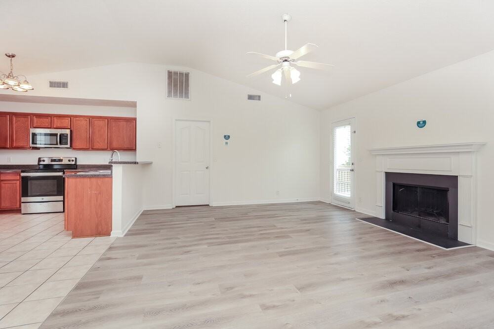 2140 Cason Trl - Photo 5 of 16