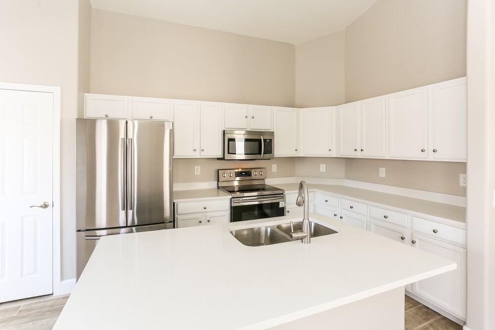 3235 W Sunland Ave - Photo 7 of 16