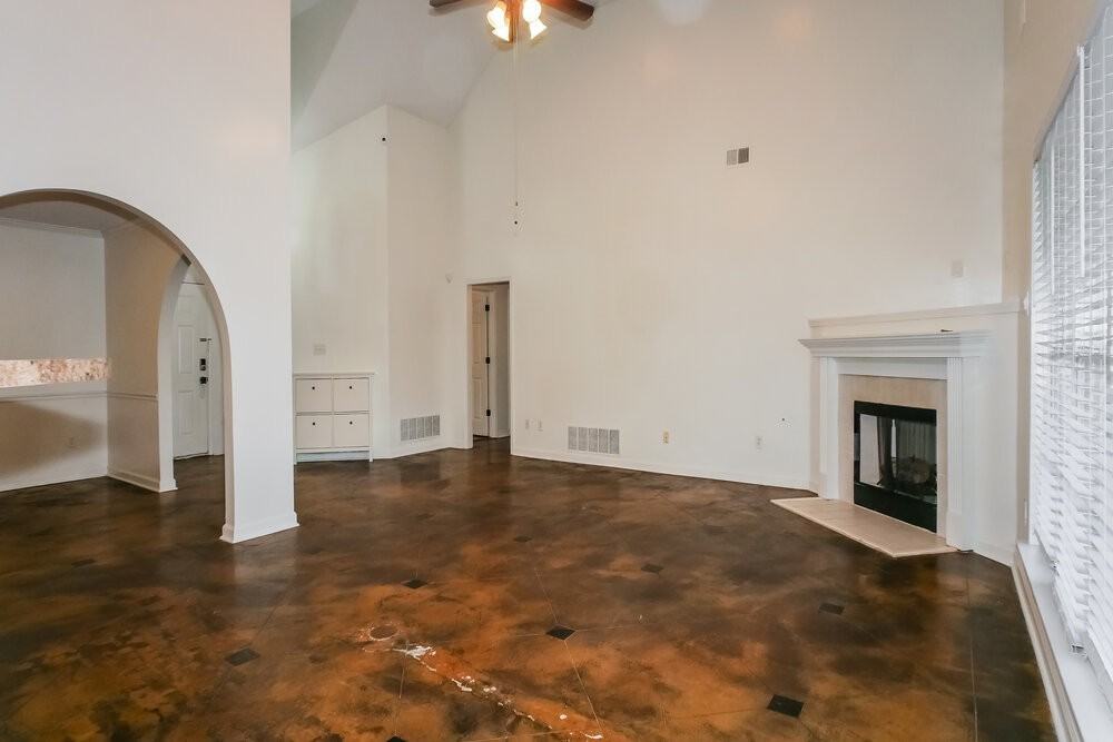 5432 Milton Ridge Dr - Photo 6 of 17