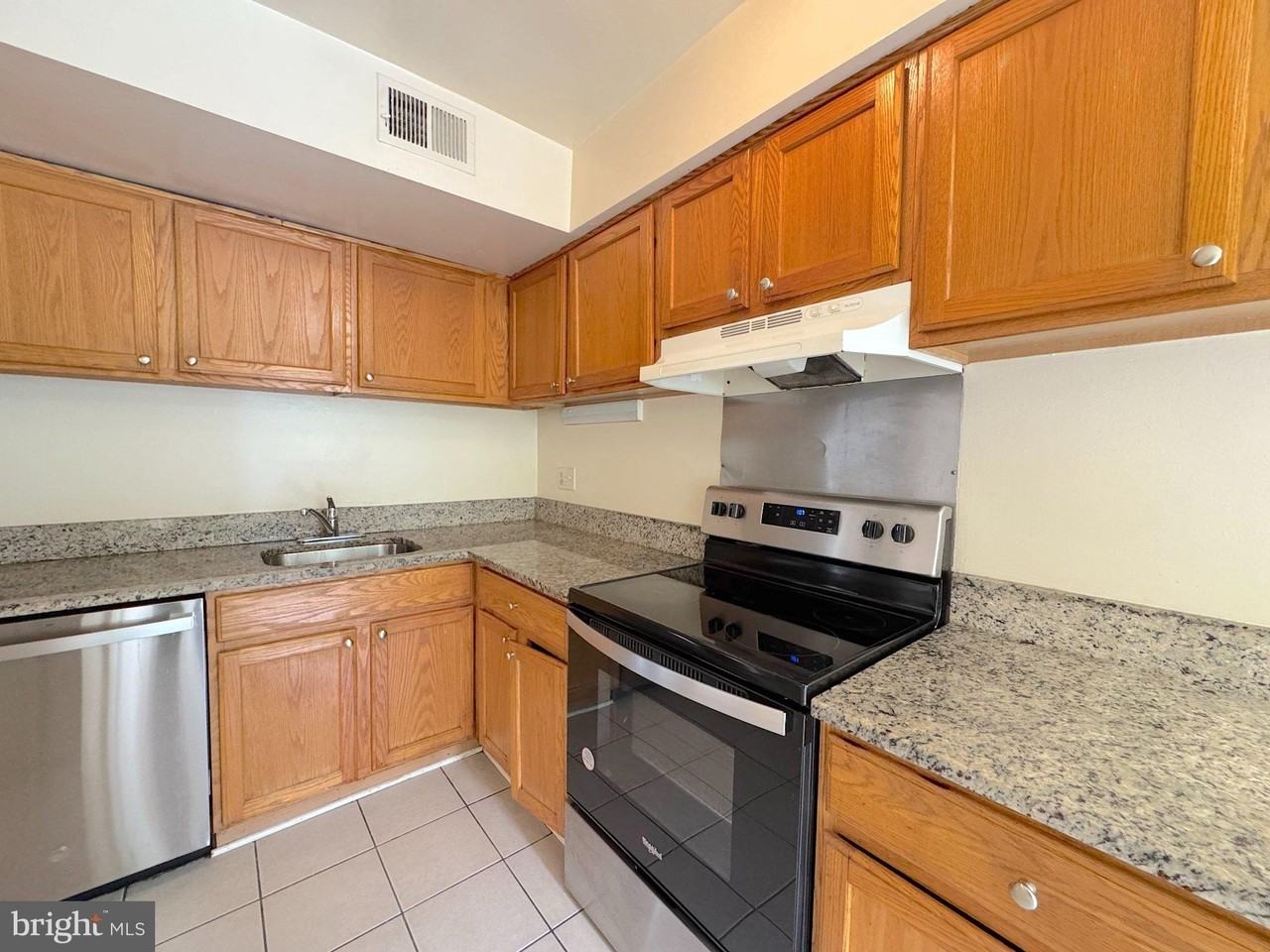 6830 Perry Penney Dr #89 - Photo 7 of 22