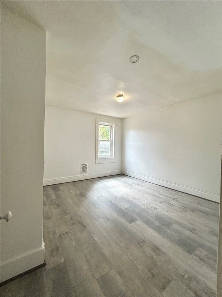 701 Freeport Rd #1 - Photo 2 of 5