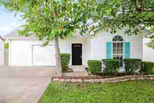 326 Cedar Park Cir - Photo 1 of 1