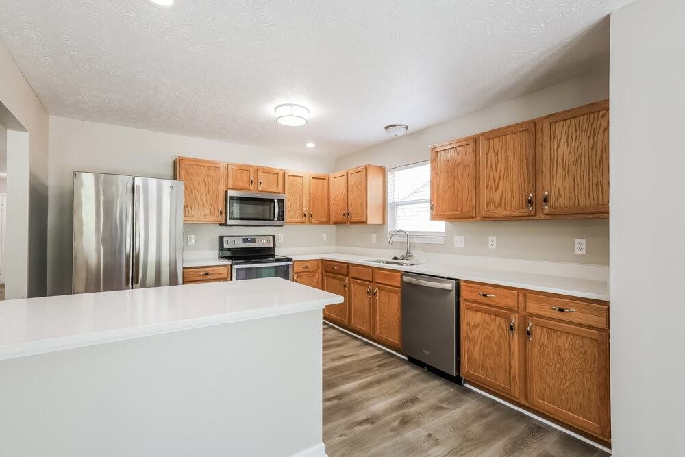 7079 N Stubbington Ln - Photo 7 of 17