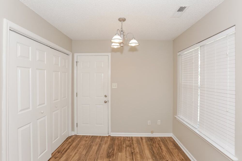 4848 Asherton Pl Nw - Photo 4 of 17