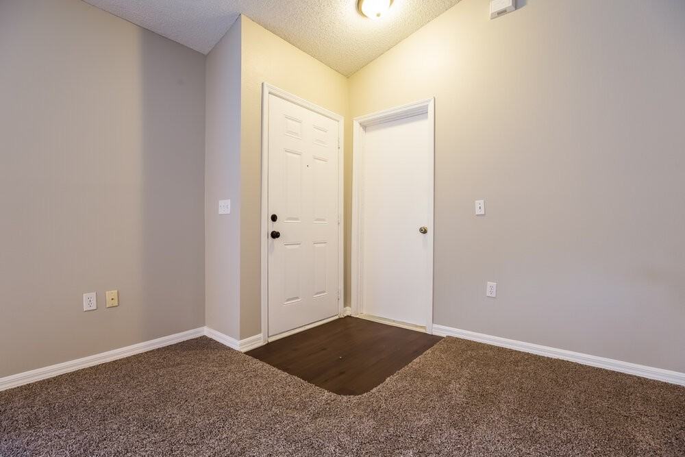 400 Talquin Ct - Photo 2 of 15