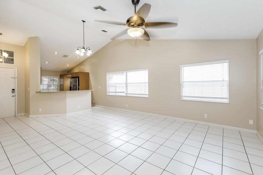3720 Riverside Way - Photo 3 of 16