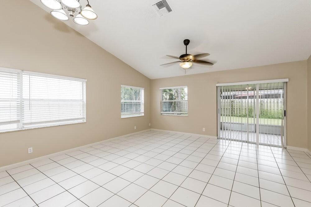 3720 Riverside Way - Photo 5 of 16