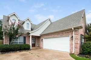 featured image of 2653 Mariah Ln