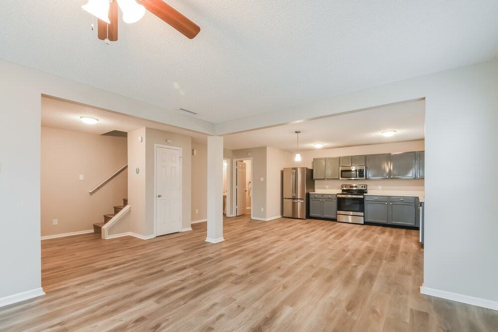 15382 Gallow Ln - Photo 7 of 28