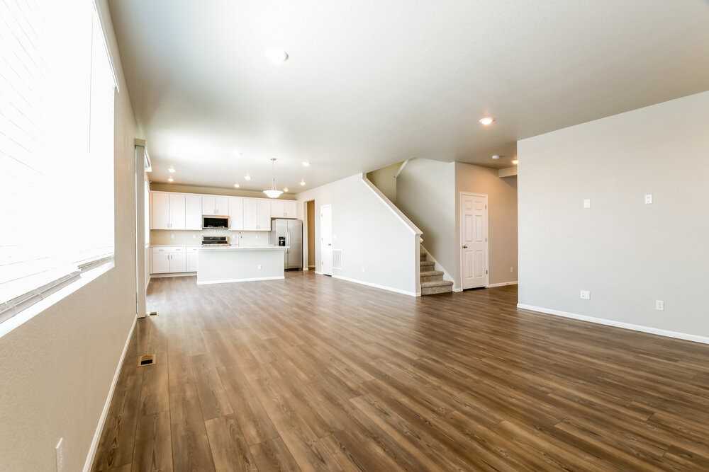9233 Salida St - Photo 7 of 18