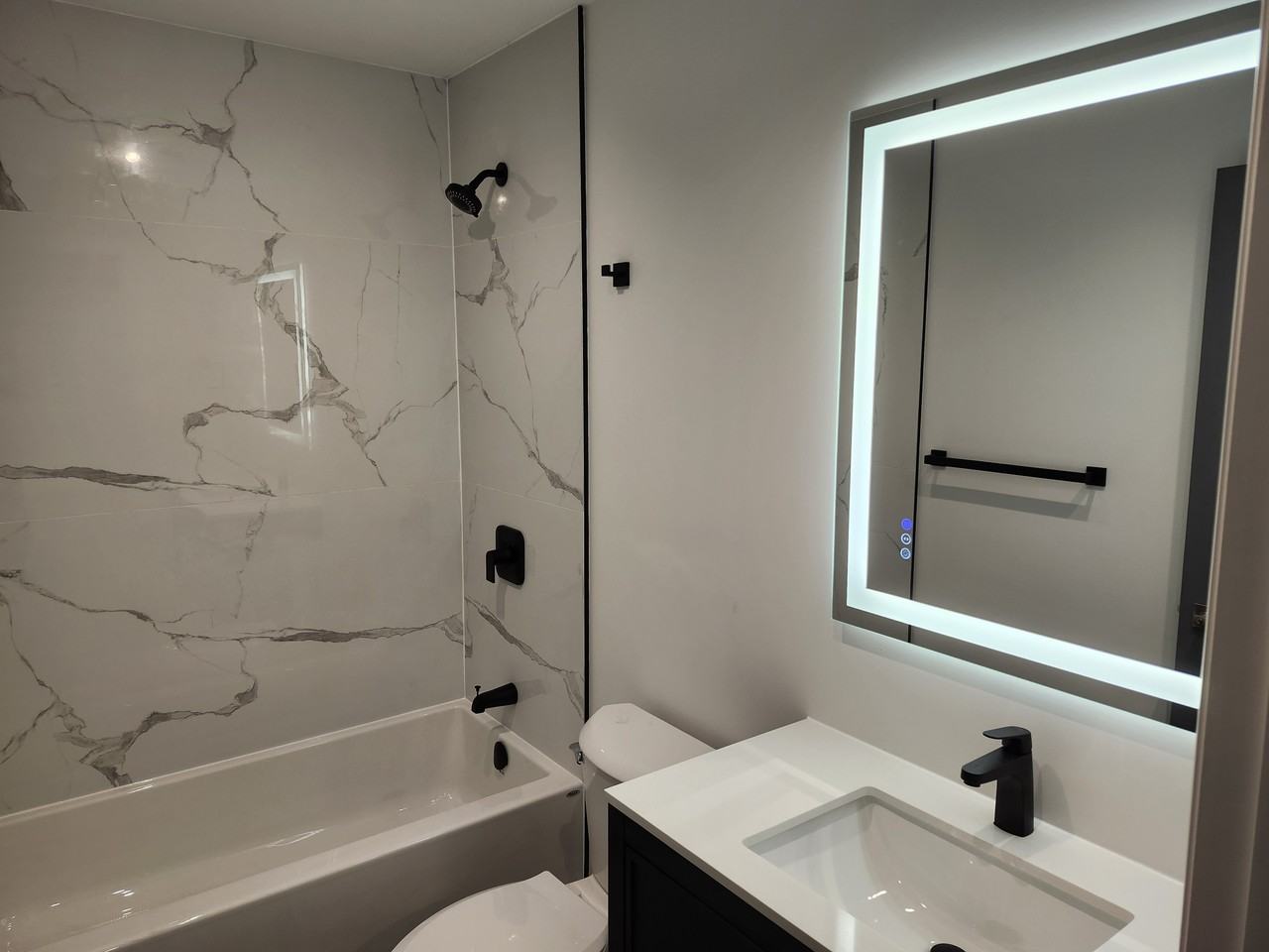 396 Marguerite Avenue #B - Photo 3 of 8