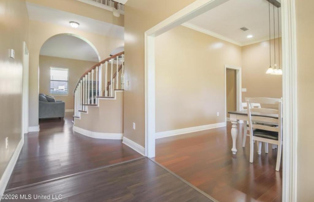 8308 Clamshell Ave - Photo 7 of 41