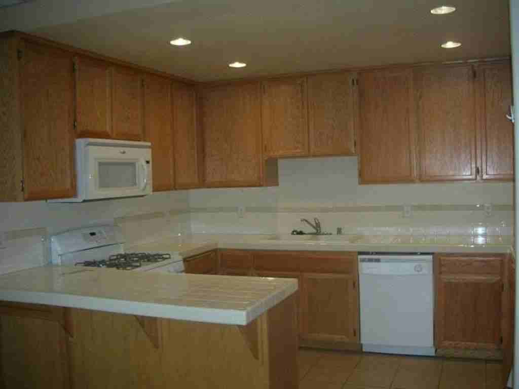 9712 S Loop Blvd - Photo 2 of 3