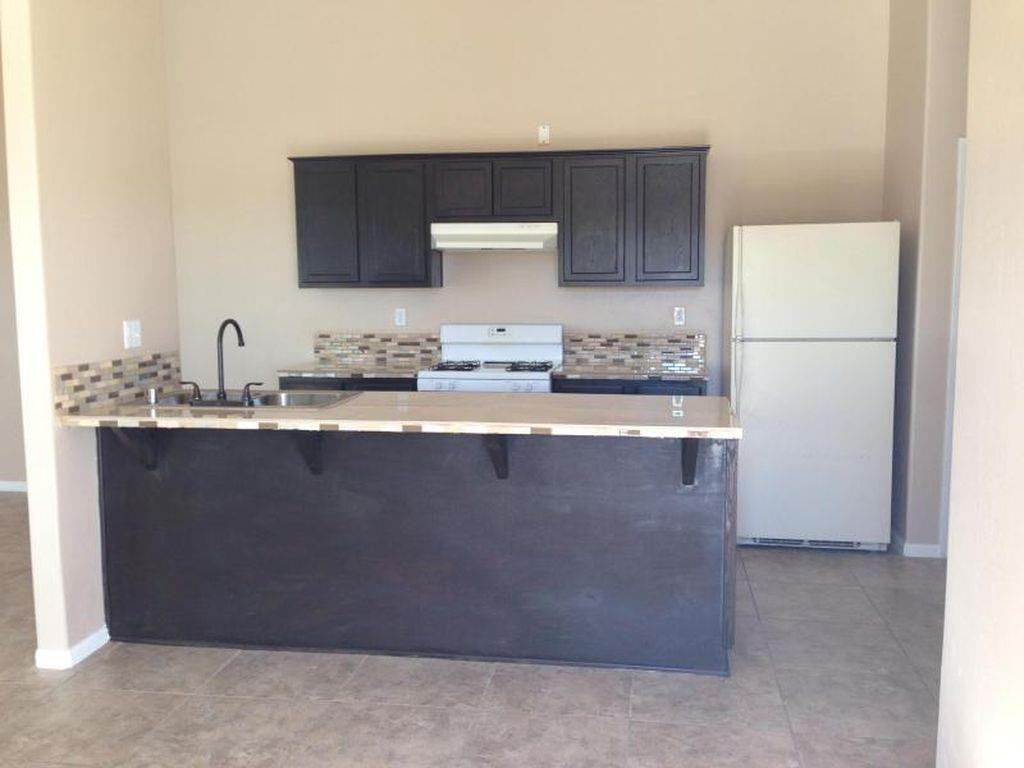 7617 Walpole Ave - Photo 2 of 9