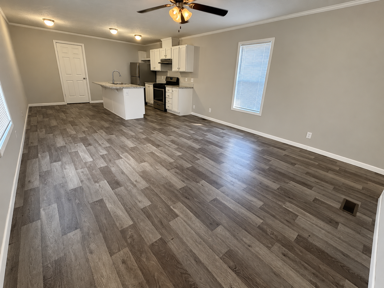 16119 Normandy St #102 - Photo 7 of 24