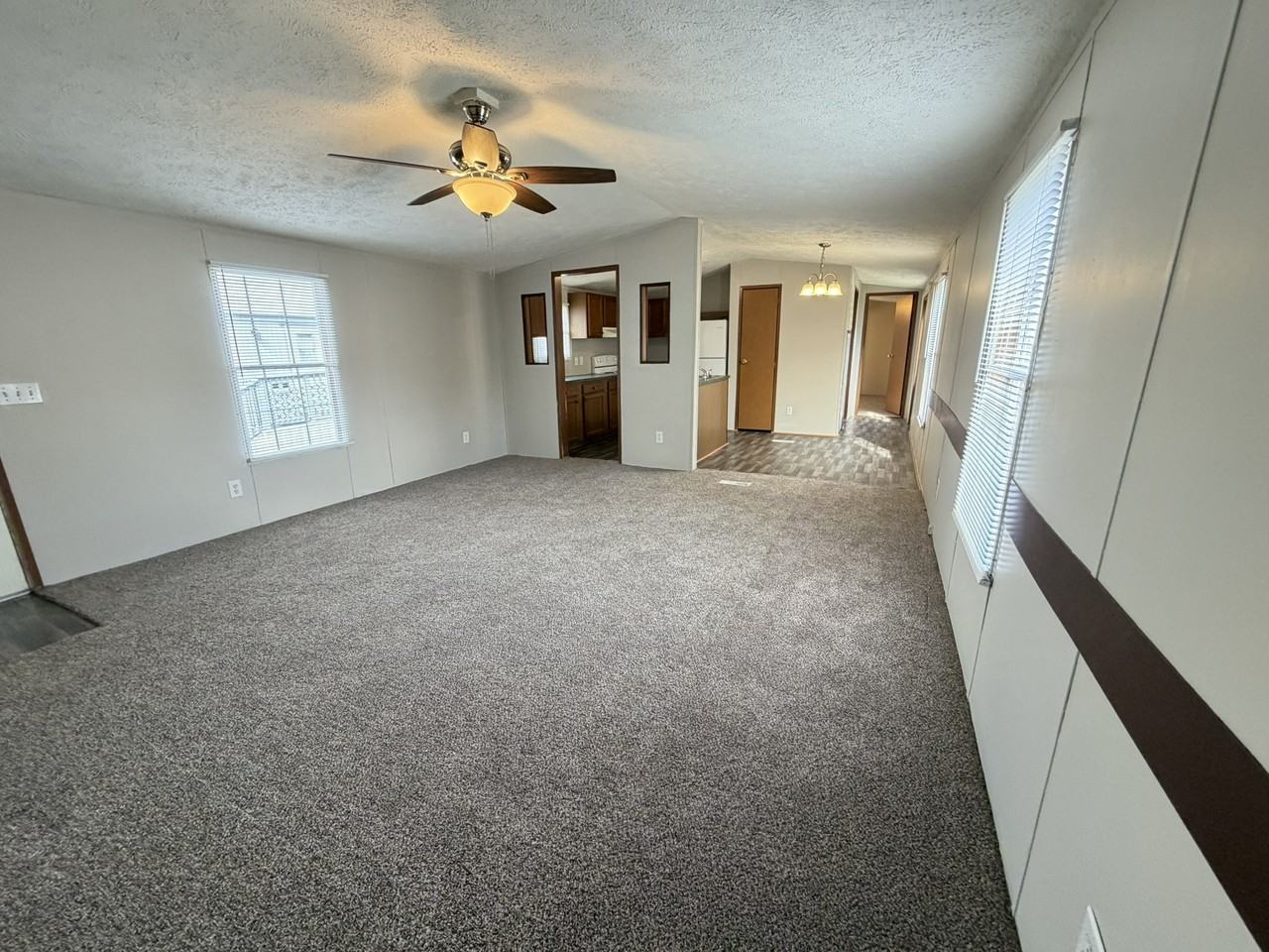 2142 Pacific Dr #21B - Photo 4 of 27