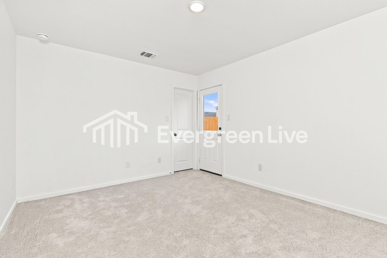 Minuet Ln - Photo 5 of 15