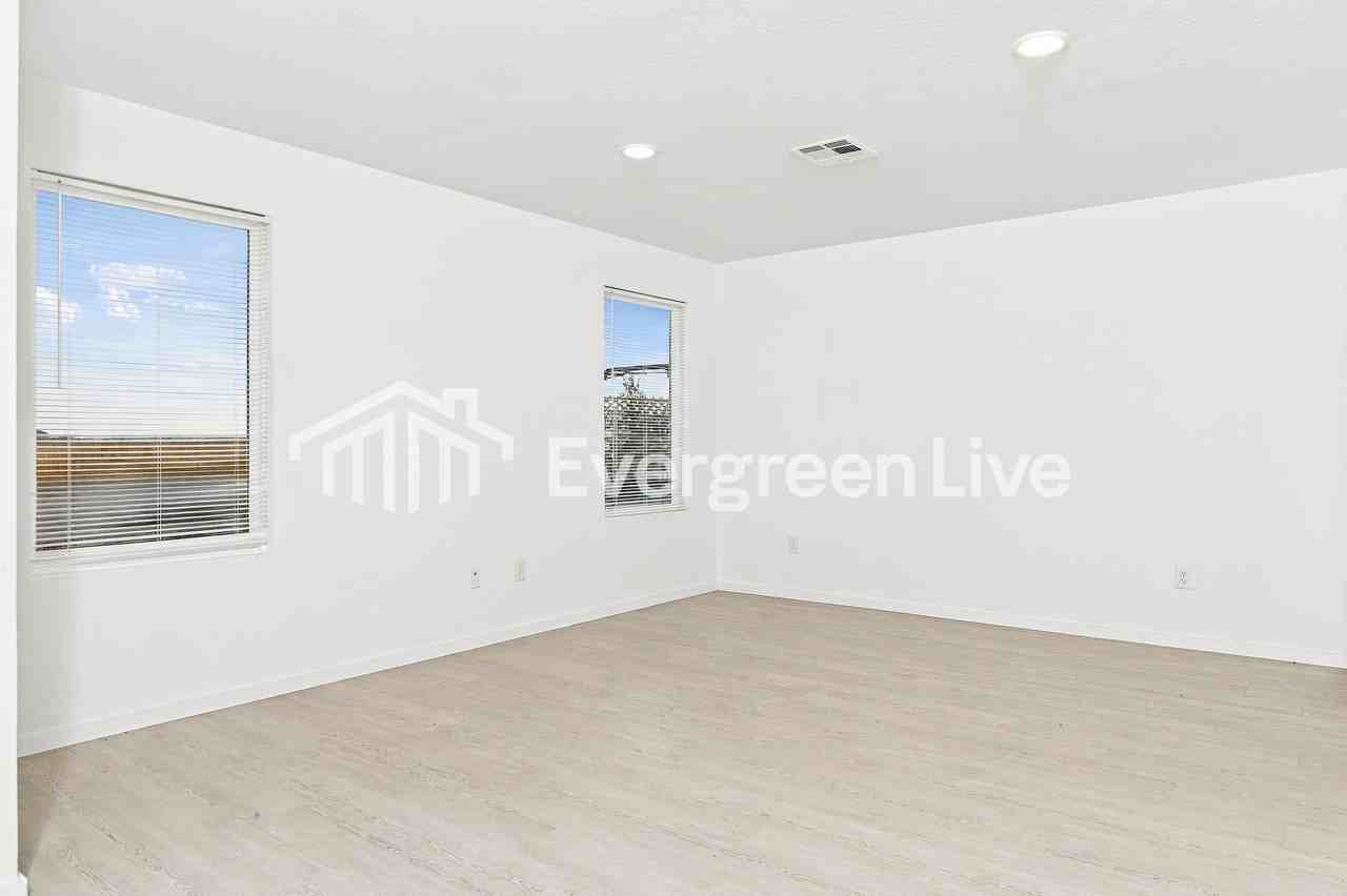 Minuet Ln - Photo 6 of 15