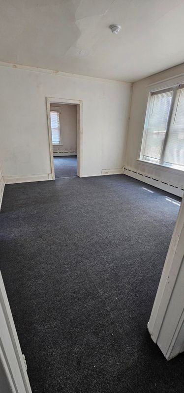 524 Greenwood Ave - Photo 4 of 10
