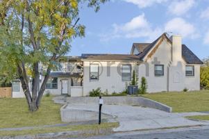 featured image of 2600 Harwood St