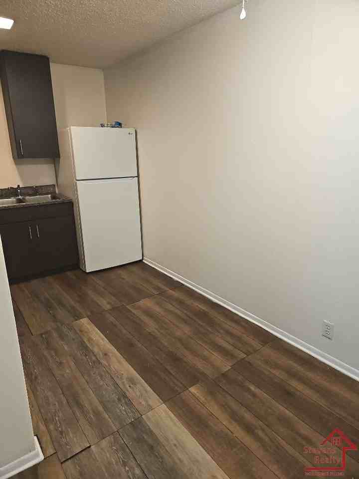 441 Harding Pl #A11 - Photo 7 of 20